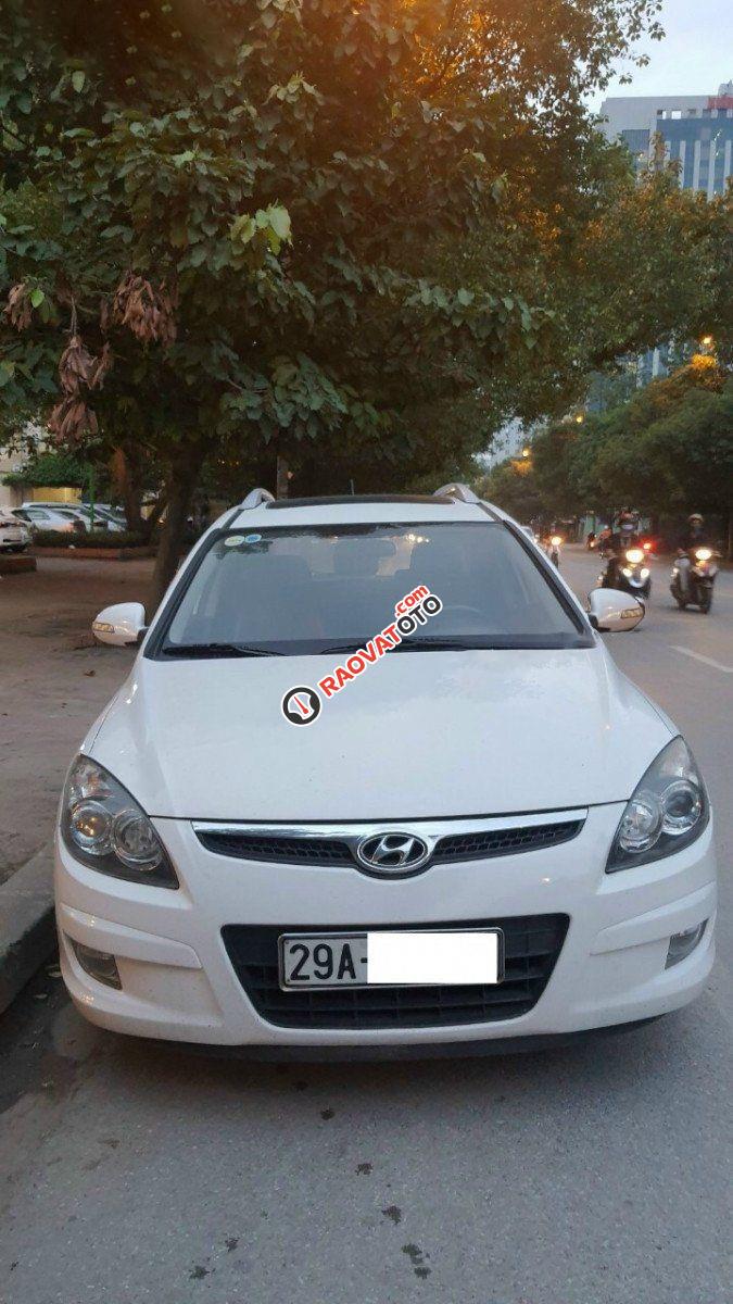 Cần bán lại xe Hyundai i30 CW 1.6 AT 2011, màu trắng, nhập khẩu chính chủ-3