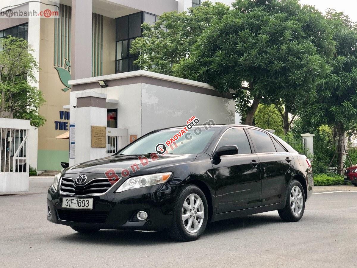 Bán Toyota Camry 2.5 LE sản xuất 2010, màu đen, nhập khẩu, 575tr-0