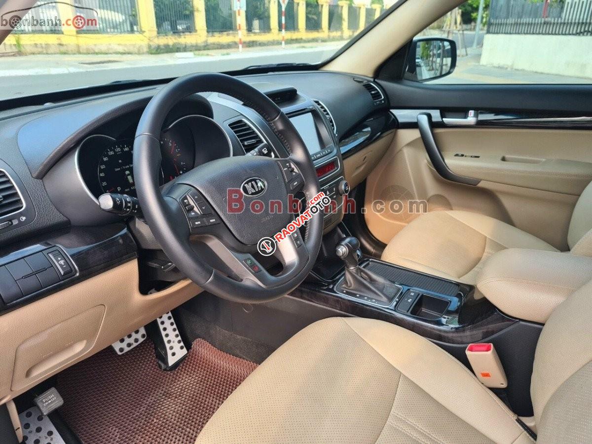 Bán Kia Sorento GAT đời 2017, màu bạc-4