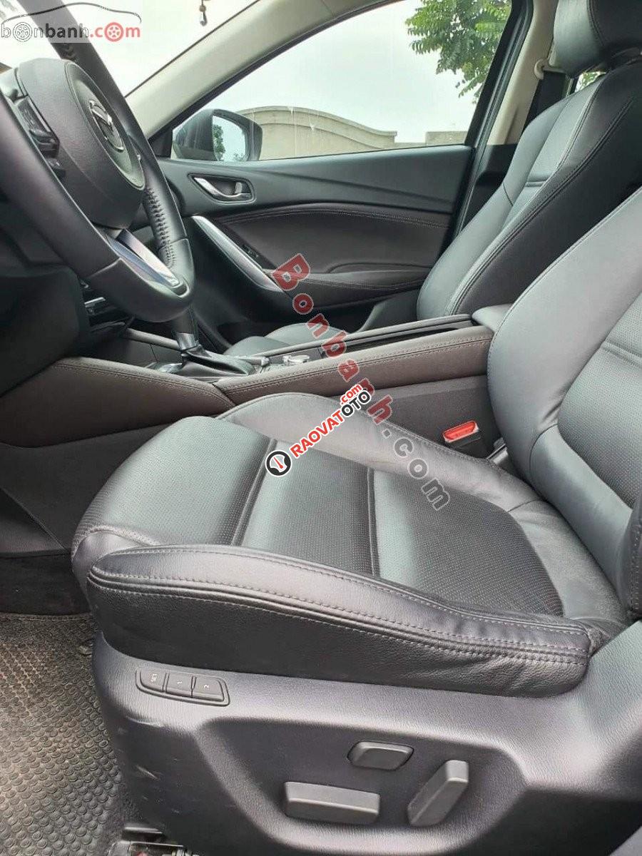 Bán xe Mazda 6 2.0L Premium 2017, màu xám chính chủ, giá 745tr-3