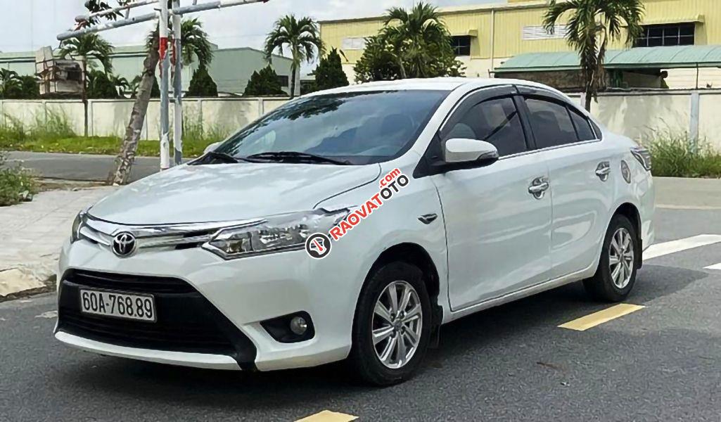 Cần bán Toyota Vios J đời 2014, màu trắng còn mới, giá tốt-3