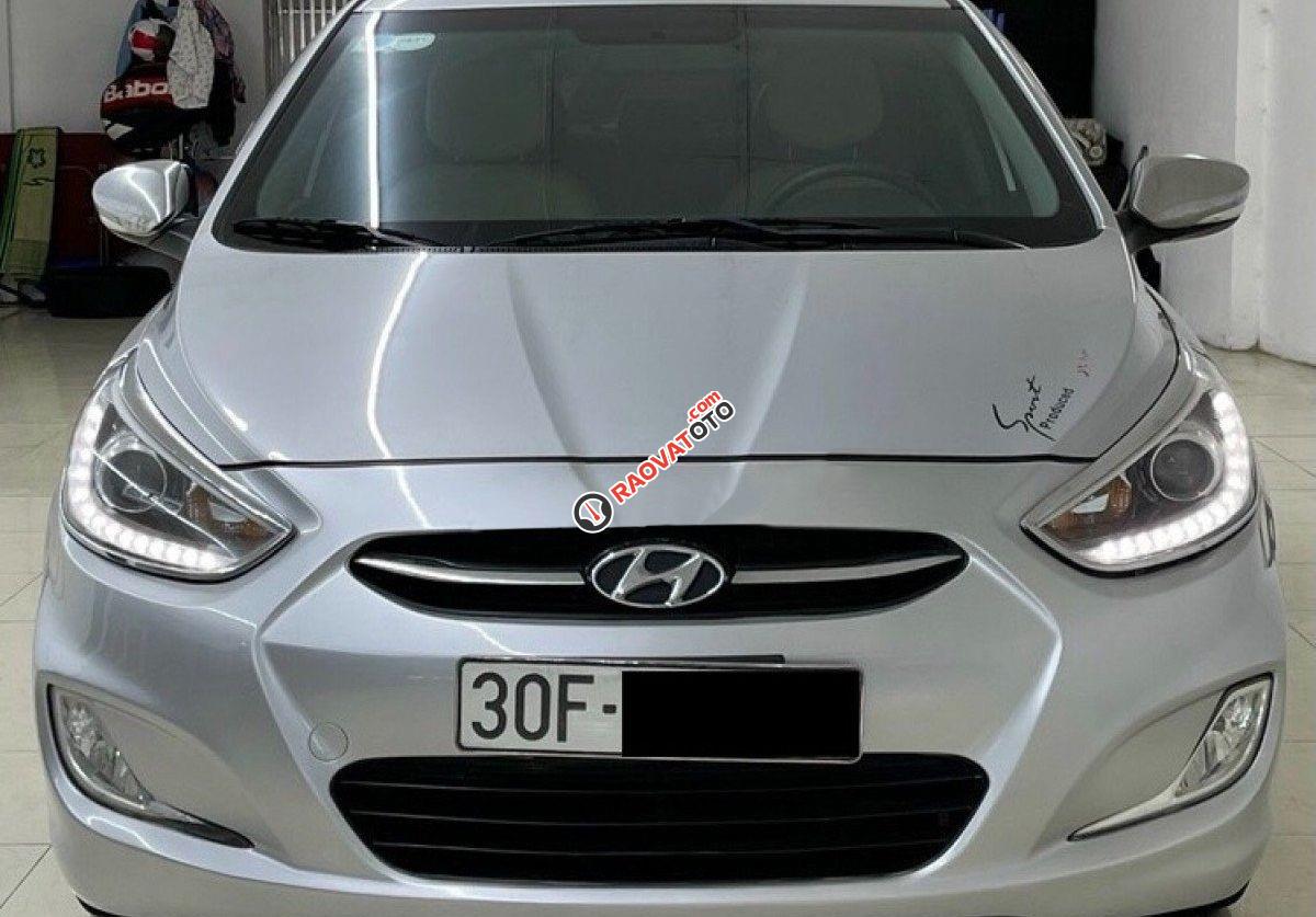 Bán Hyundai Accent 1.4 MT đời 2015, màu bạc, nhập khẩu Hàn Quốc giá cạnh tranh-4