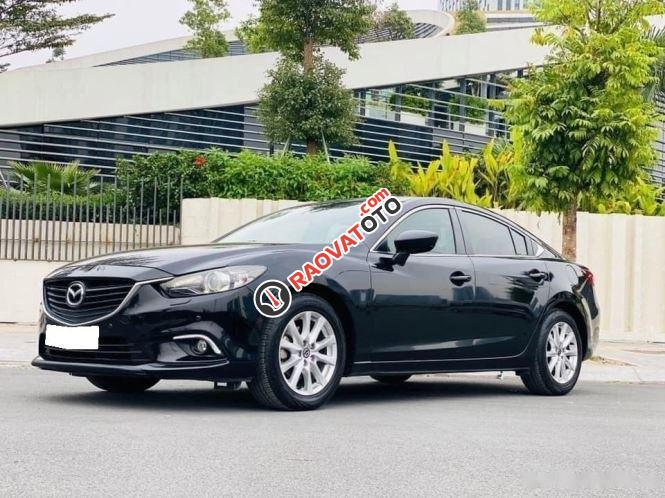 Cần bán Mazda 6 2.0L năm 2016, màu đen còn mới-7