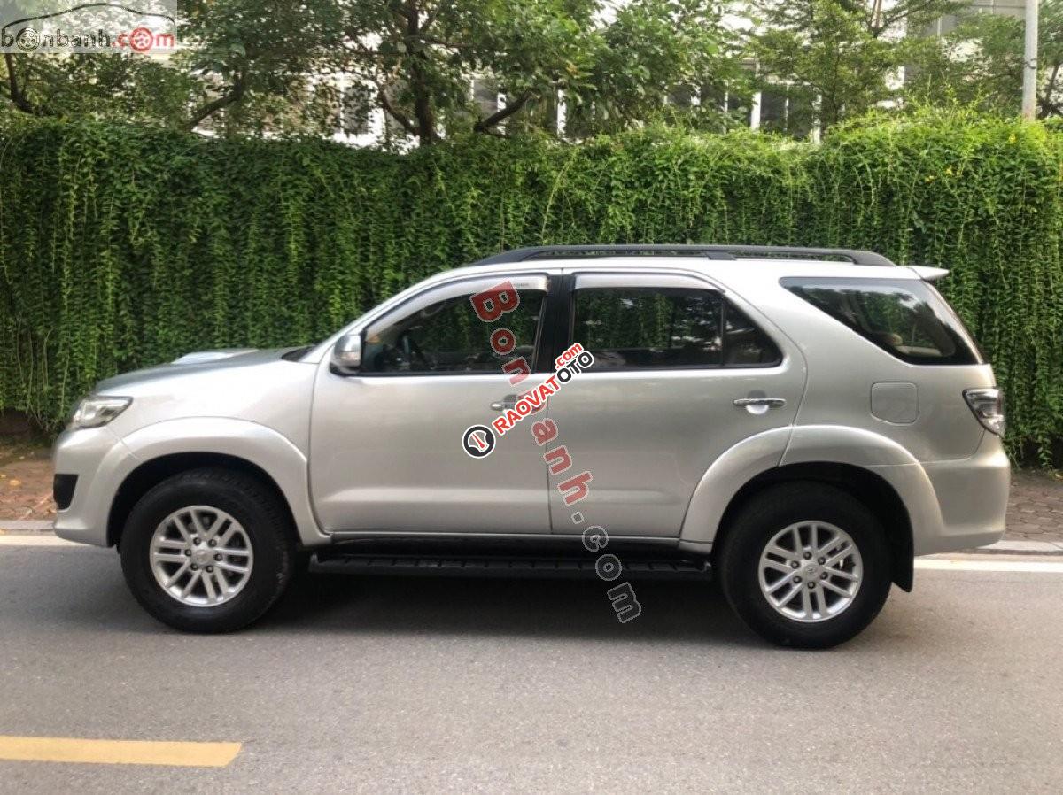 Bán xe Toyota Fortuner 2.5G năm 2014, giá 595tr-6