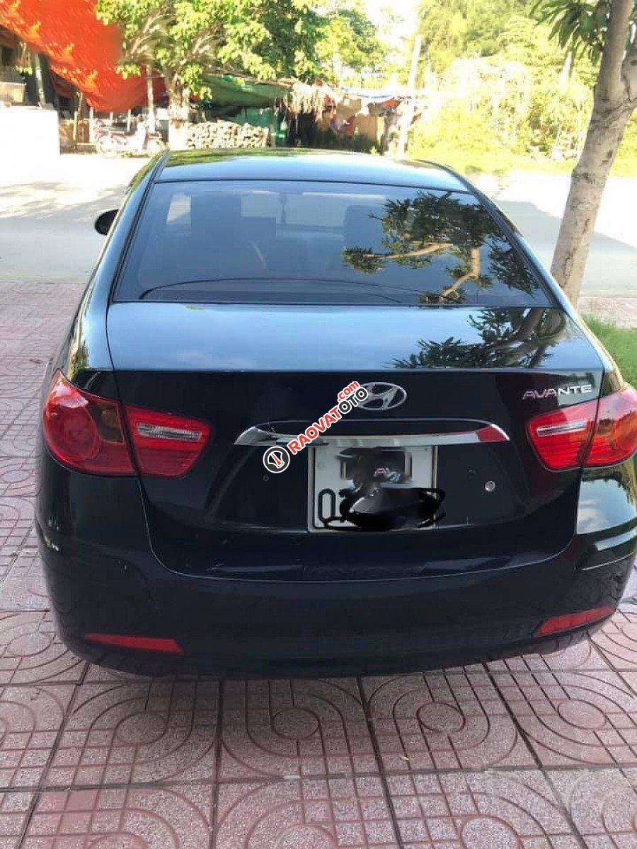 Bán ô tô Hyundai Avante 1.6 AT 2014, màu đen  -1