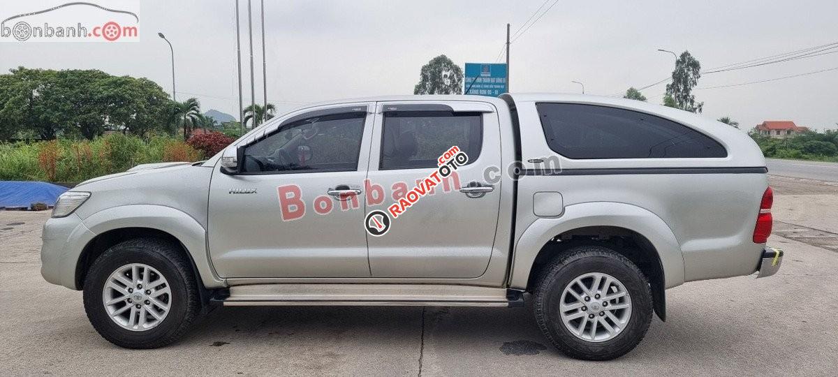 Bán Toyota Hilux E đời 2014, xe nhập còn mới, 445 triệu-8
