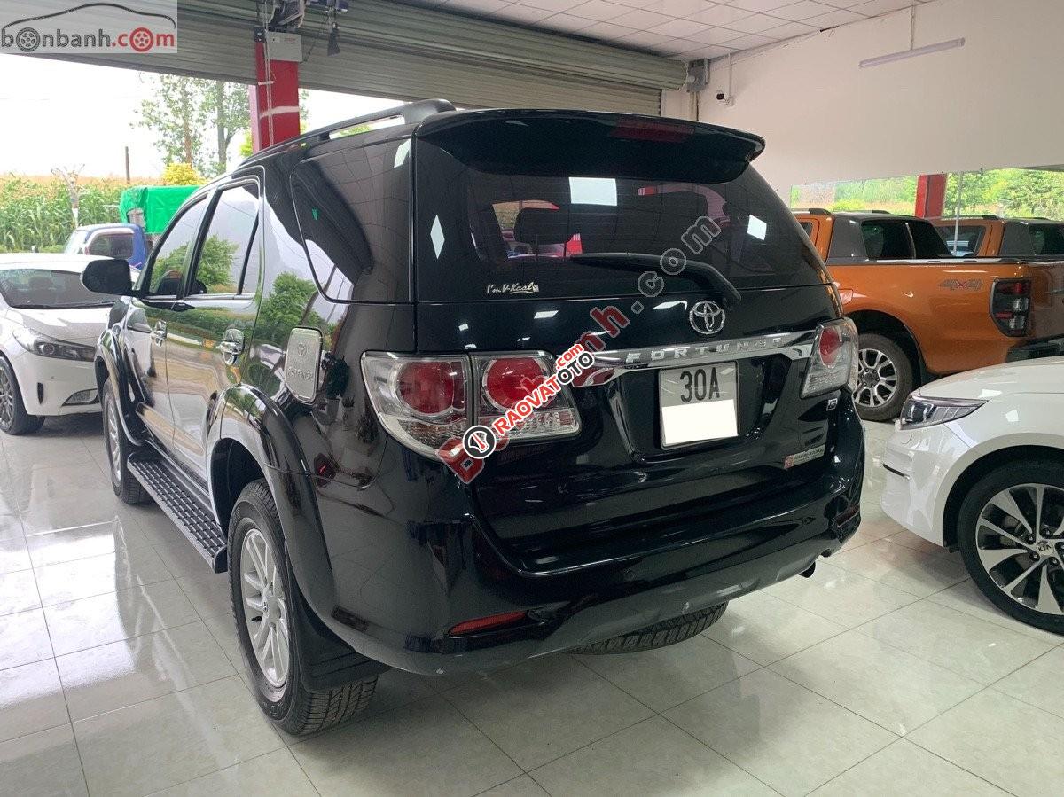 Cần bán Toyota Fortuner 2.5G đời 2014, màu đen-6