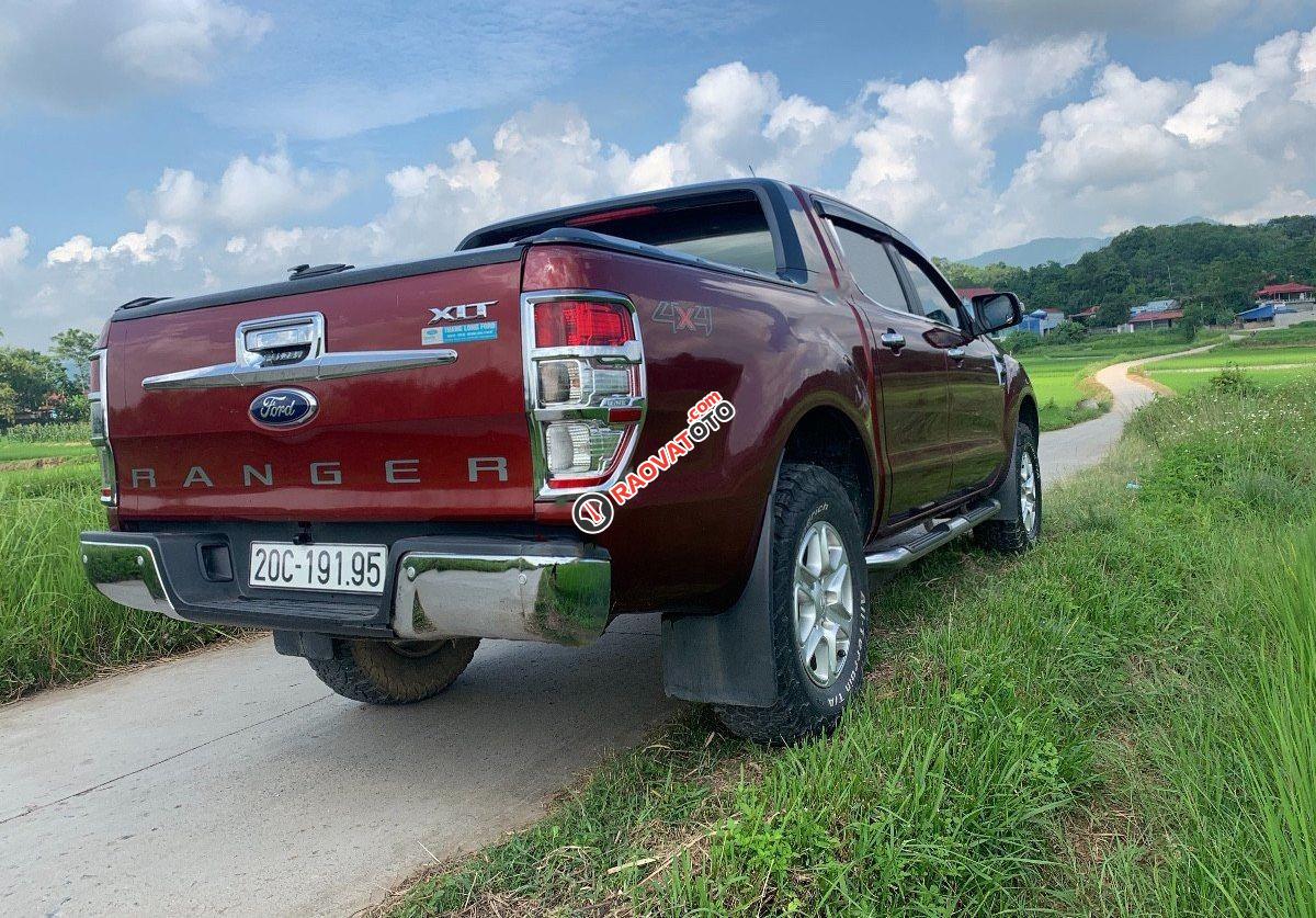 Cần bán lại xe Ford Ranger XLT đời 2014, màu đỏ, nhập khẩu nguyên chiếc, giá tốt-3