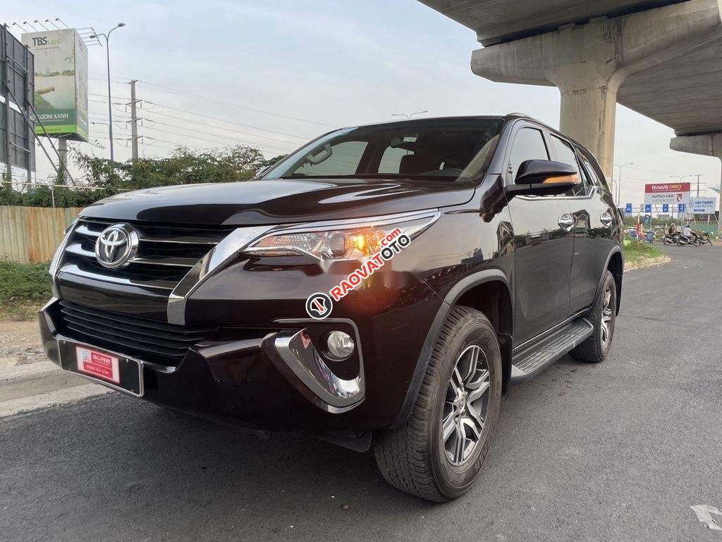 Cần bán xe Toyota Fortuner 2.7V đời 2017, màu đen, xe nhập, 940 triệu-5