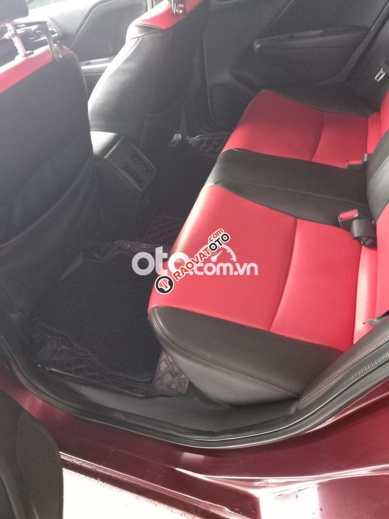 Cần bán xe Honda City CVT đời 2016, màu đỏ xe gia đình-3
