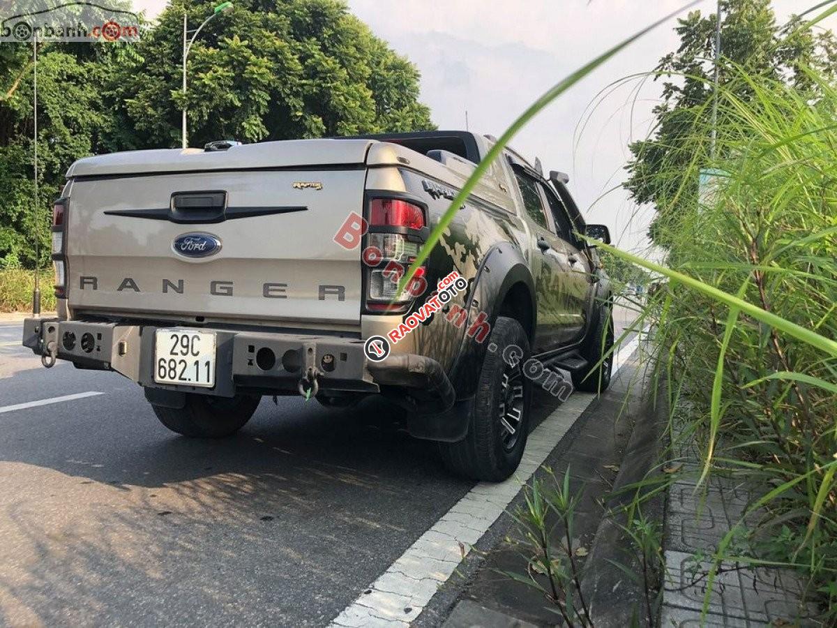 Cần bán lại xe Ford Ranger XLS 2.2L 4x2 AT 2017, màu vàng -1