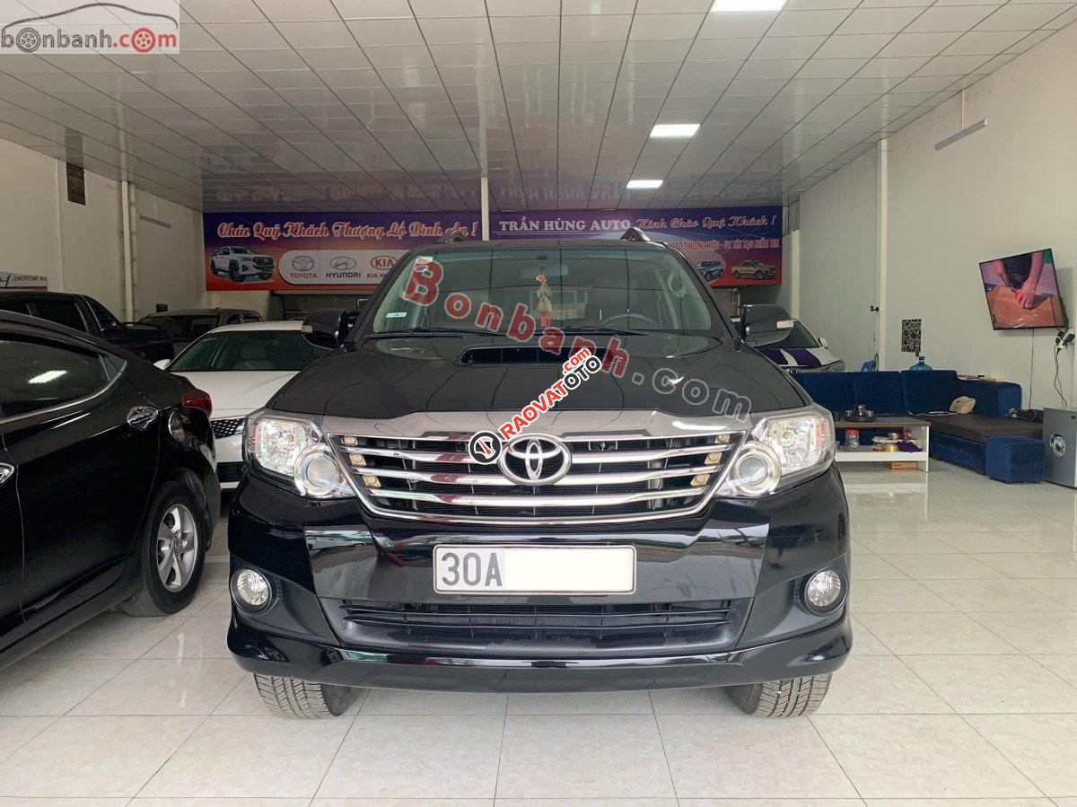 Cần bán Toyota Fortuner 2.5G đời 2014, màu đen-8