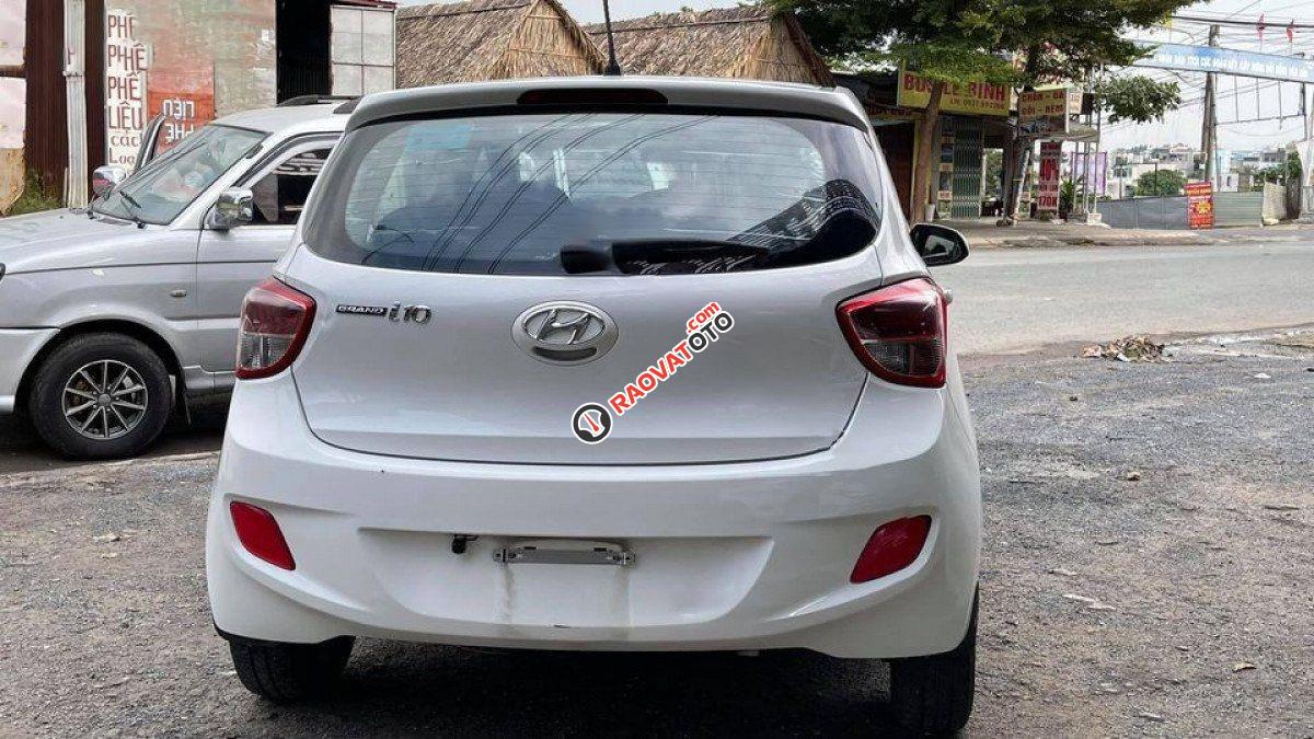 Bán ô tô Hyundai Grand i10 1.0MT sản xuất năm 2017, màu trắng  -2