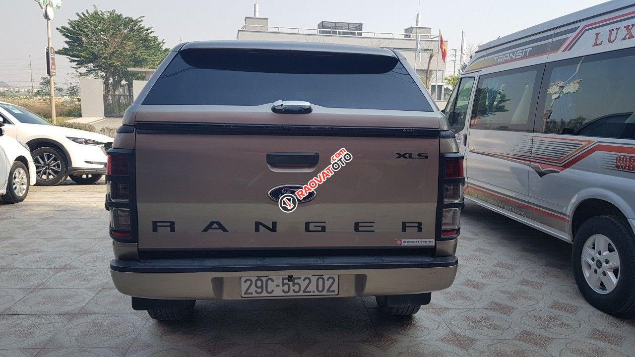 Bán Ford Ranger XLS năm sản xuất 2015 nhập Thái Lan-0