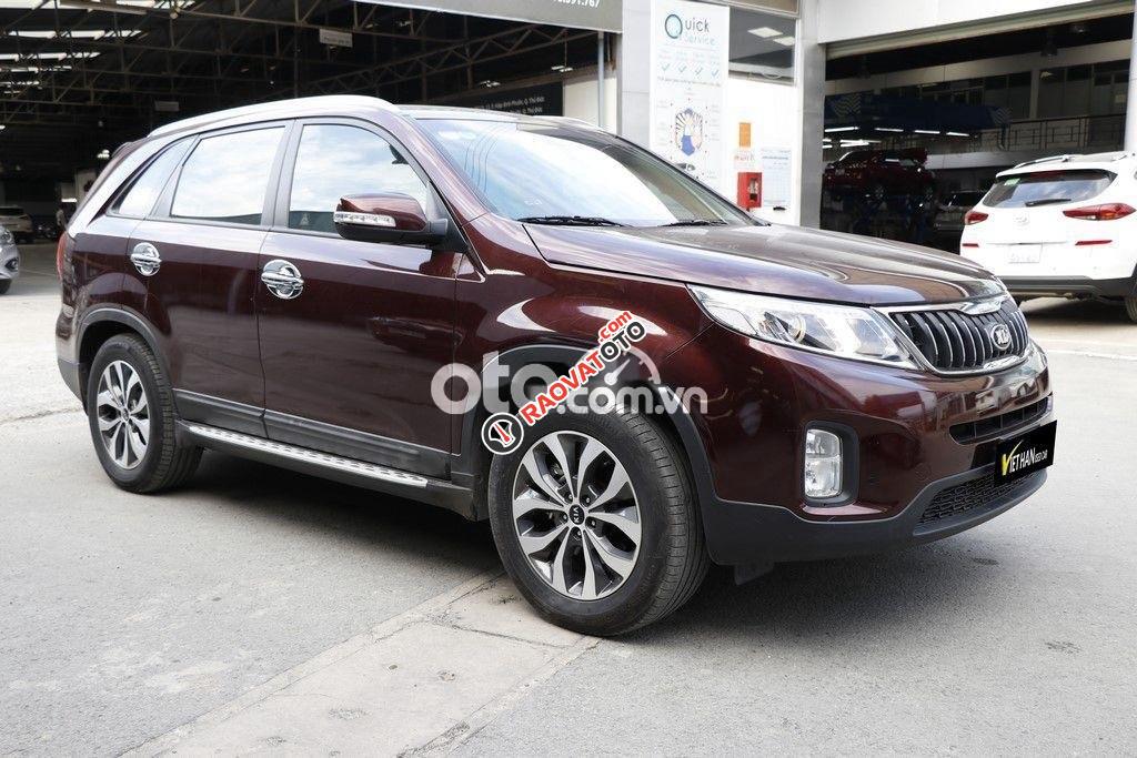 Cần bán lại xe Kia Sorento 2.4 GAT 2018, màu đỏ  -0