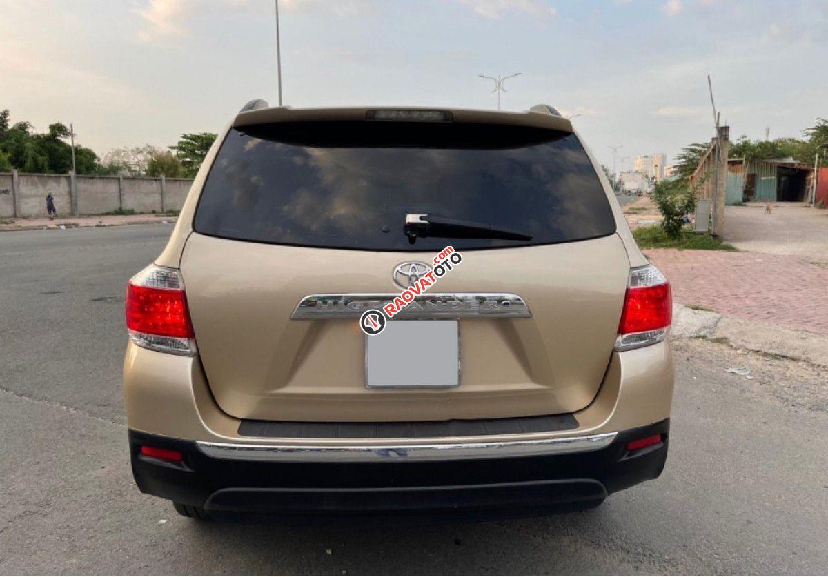 Bán Toyota Highlander SE đời 2011, xe nhập chính chủ, giá chỉ 860 triệu-3