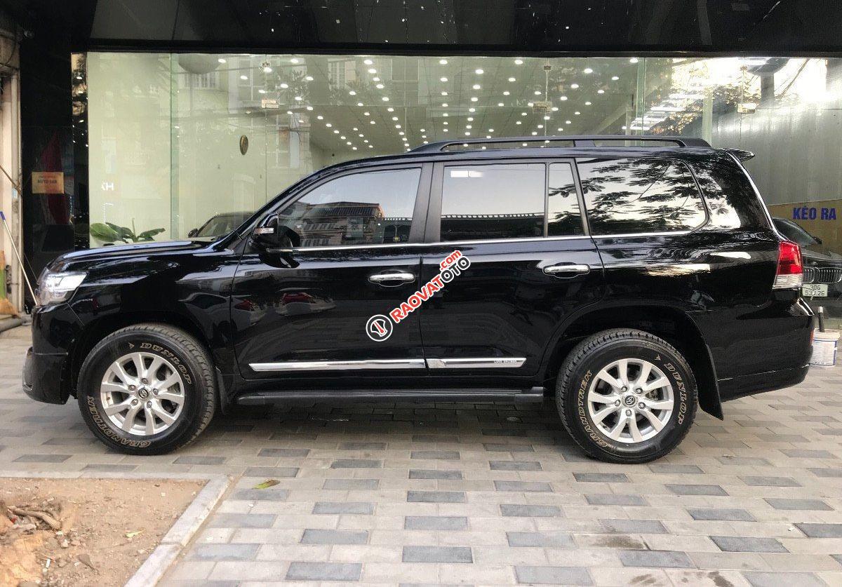 Cần bán xe Toyota Land Cruiser Vx 2016, màu đen, nhập khẩu  -4