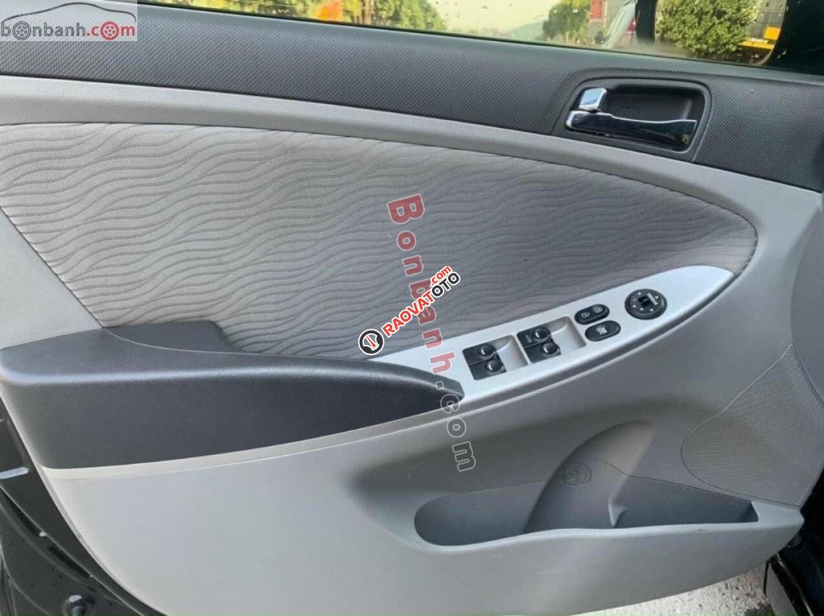 Bán xe Hyundai Accent 1.4 MT năm sản xuất 2014, màu đen -6