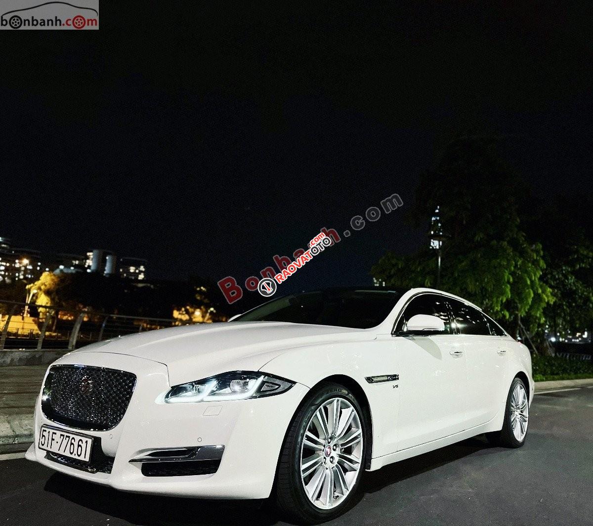 Xe Jaguar XJL năm 2016, màu trắng, nhập khẩu còn mới-1