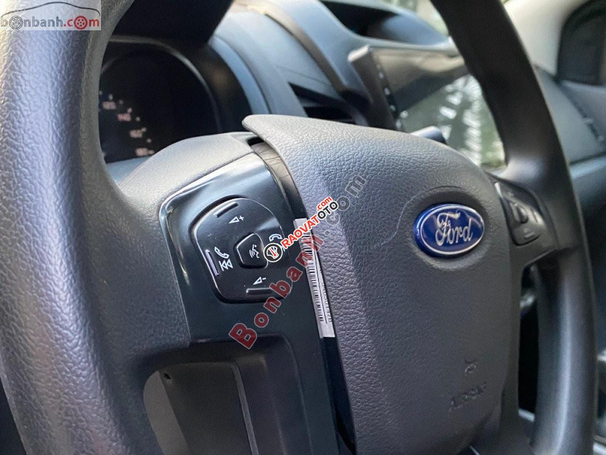 Cần bán xe Ford Ranger XLS 2.2L 4x2 AT sản xuất năm 2016, nhập khẩu-4