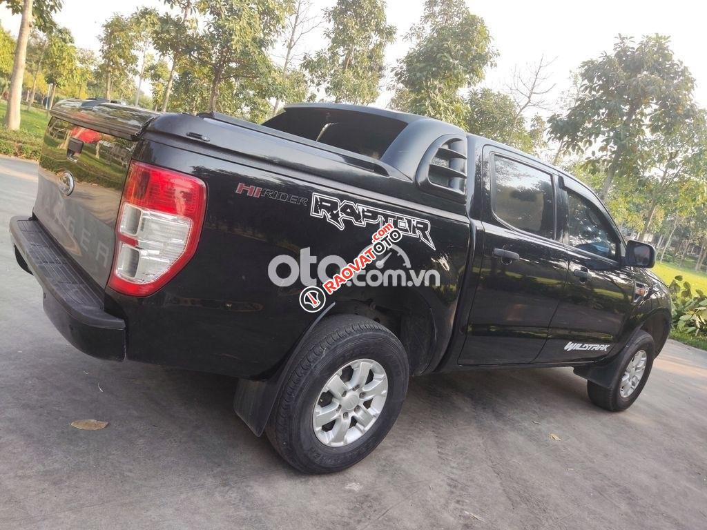 Cần bán Ford Ranger XLS sản xuất năm 2013, màu đen, xe nhập, 383tr-0