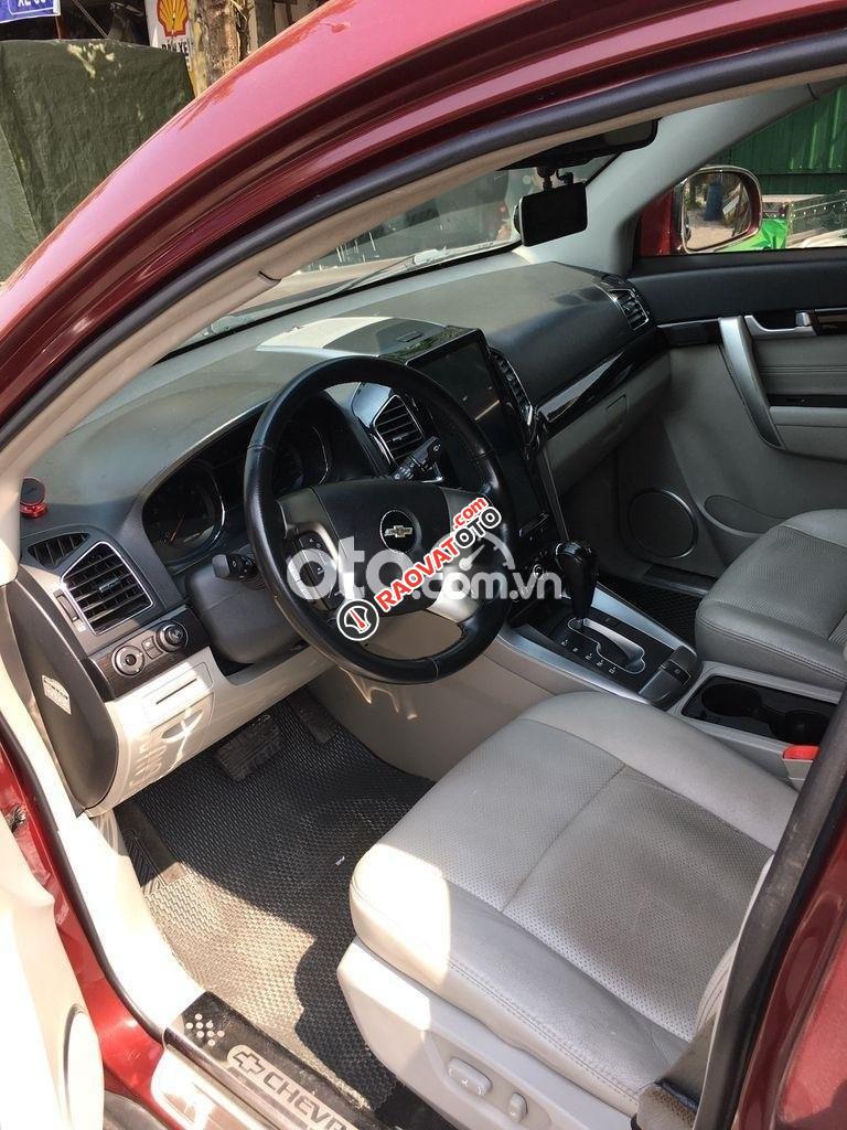 Bán Chevrolet Captiva LTZ 2014, màu đỏ còn mới-5