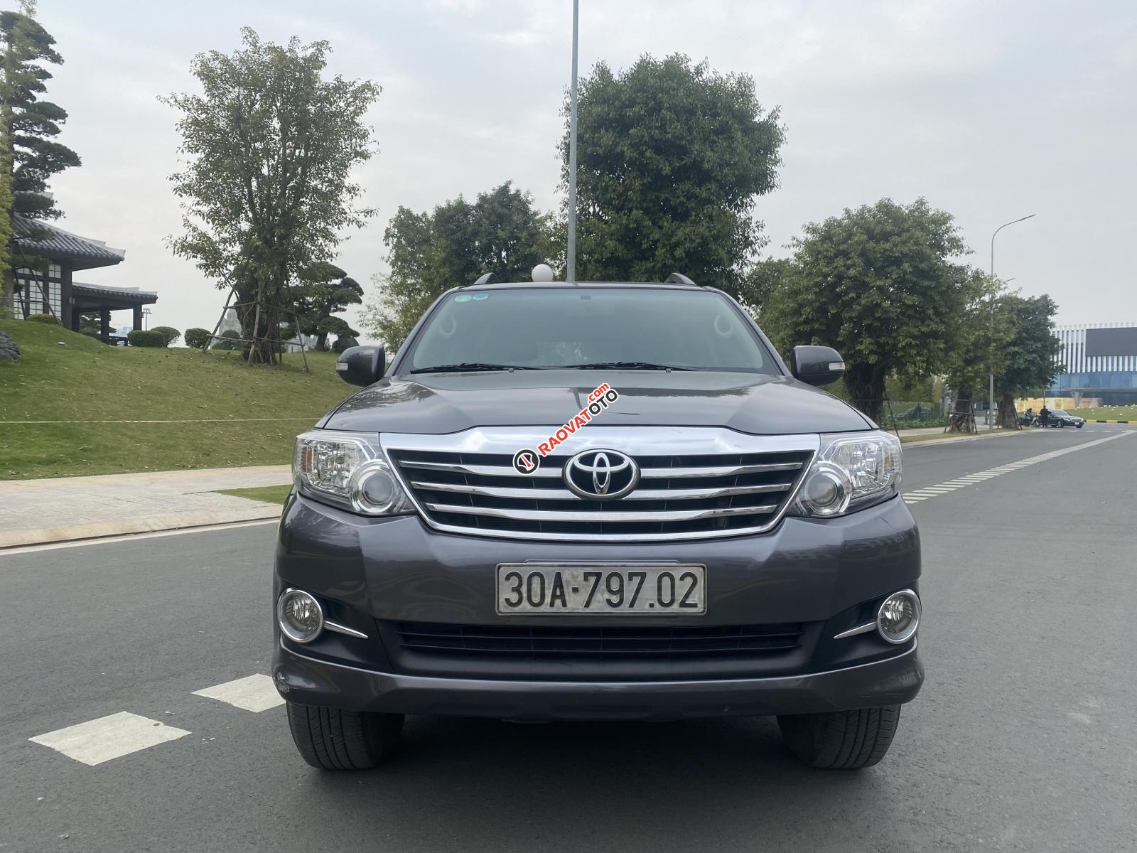Bán Toyota Fortuner 2.7V năm 2015 giá cạnh tranh-15