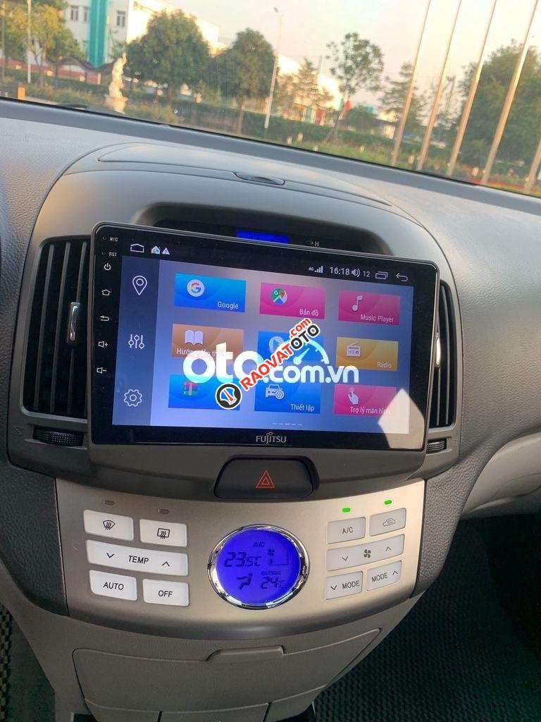 Cần bán xe Hyundai Avante 1.6AT đời 2015, màu đen, xe nhập còn mới, giá tốt-4