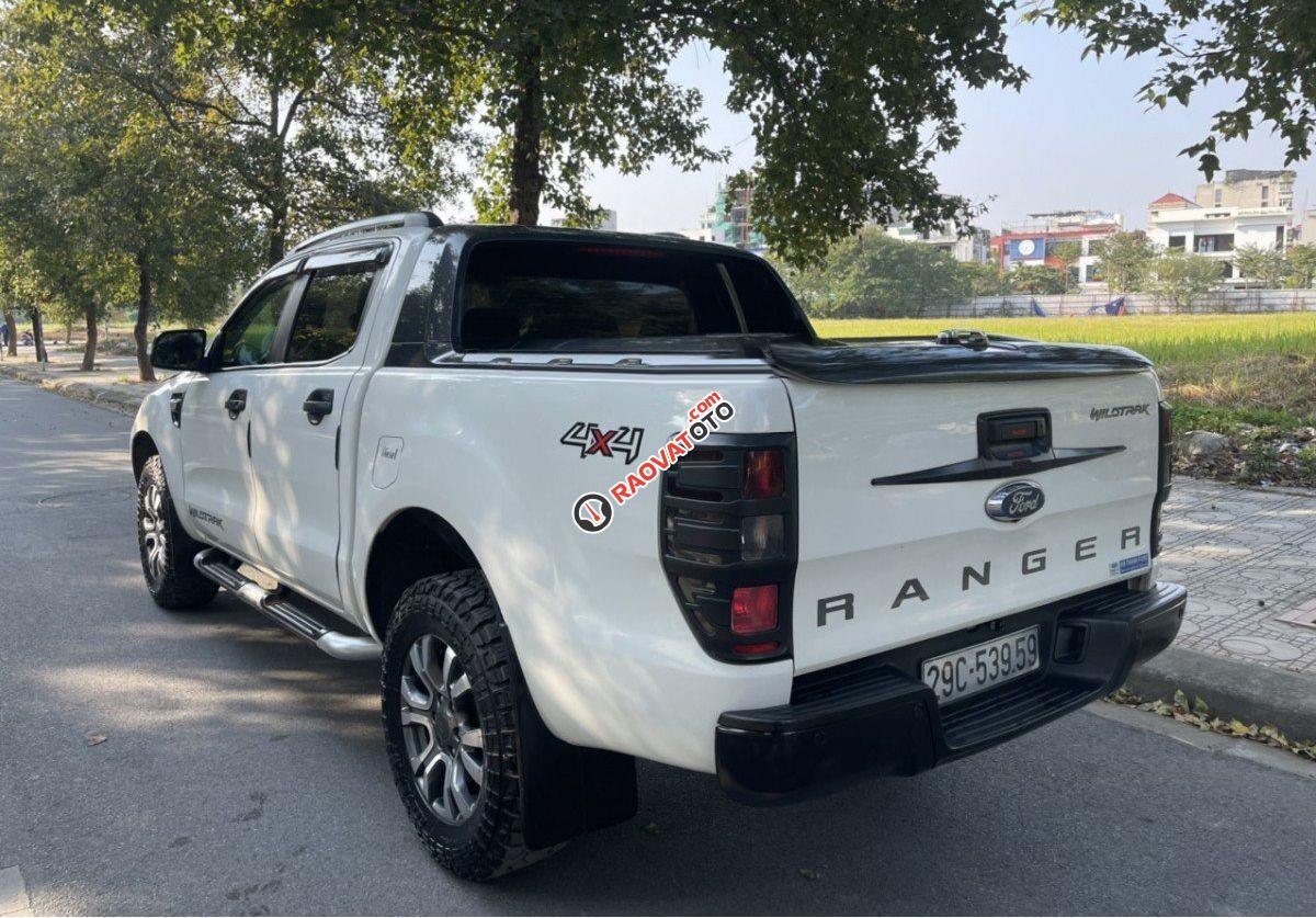 Bán ô tô Ford Ranger Wildtrak 3.2 năm 2015, màu trắng, nhập khẩu nguyên chiếc, giá chỉ 555 triệu-1