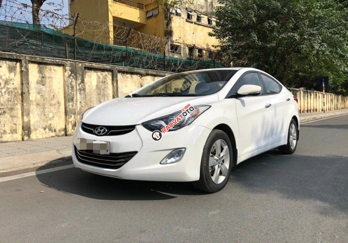 Cần bán xe Hyundai Elantra GLS đời 2013, màu trắng, nhập khẩu-0
