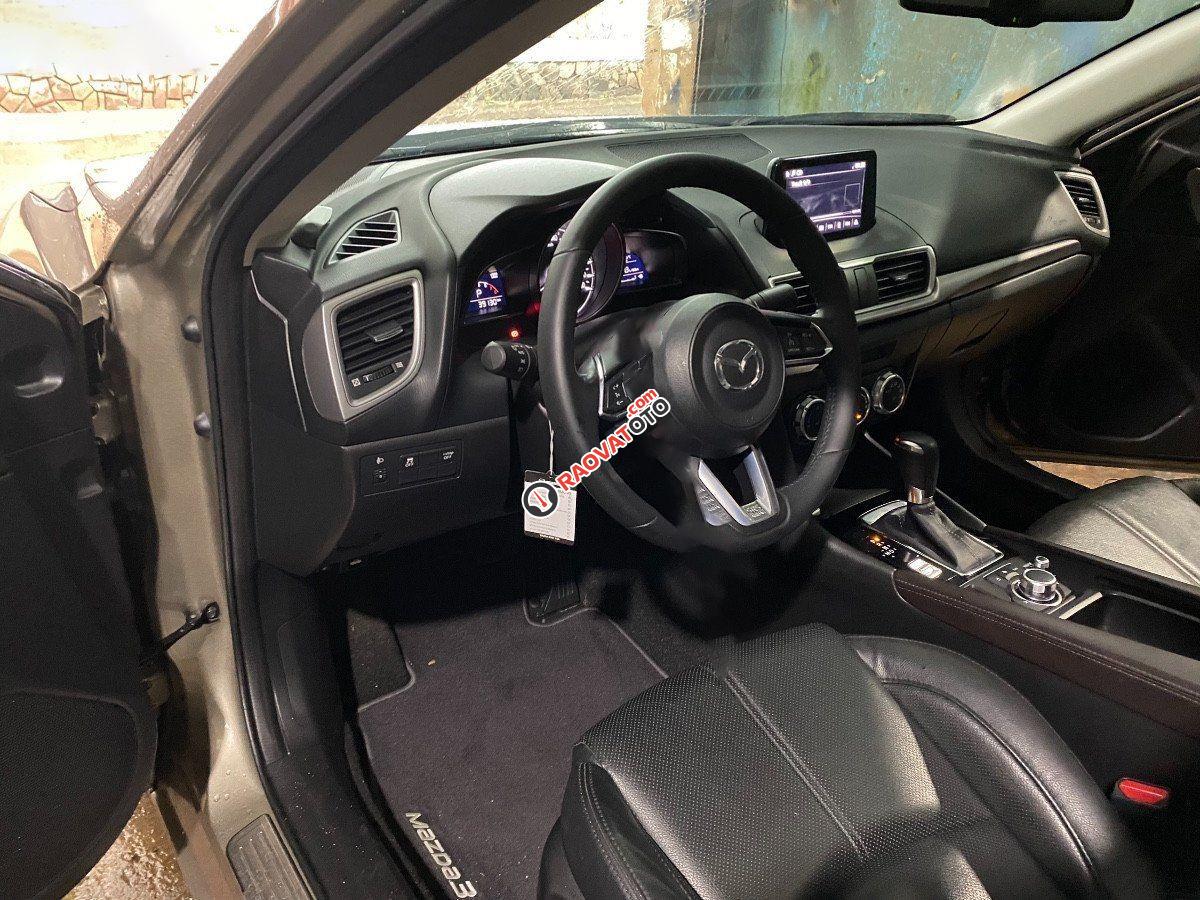 Bán Mazda 3 1.5 sản xuất năm 2017, màu xám còn mới  -2