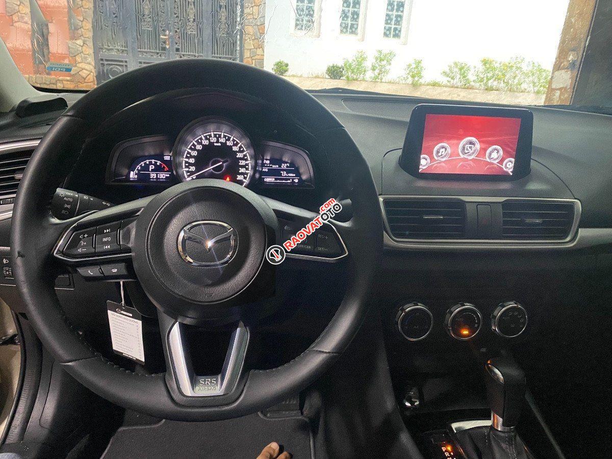 Bán Mazda 3 1.5 sản xuất năm 2017, màu xám còn mới  -5