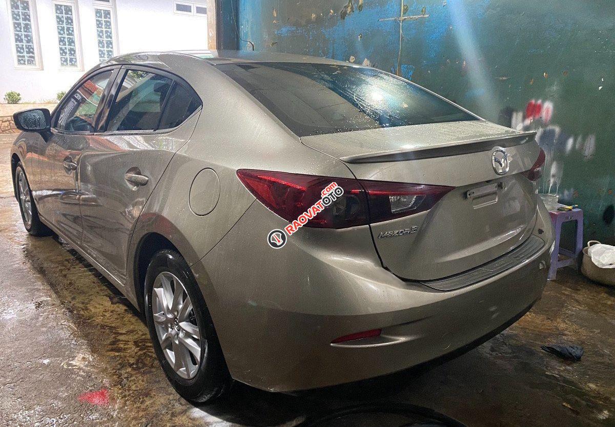 Bán Mazda 3 1.5 sản xuất năm 2017, màu xám còn mới  -1