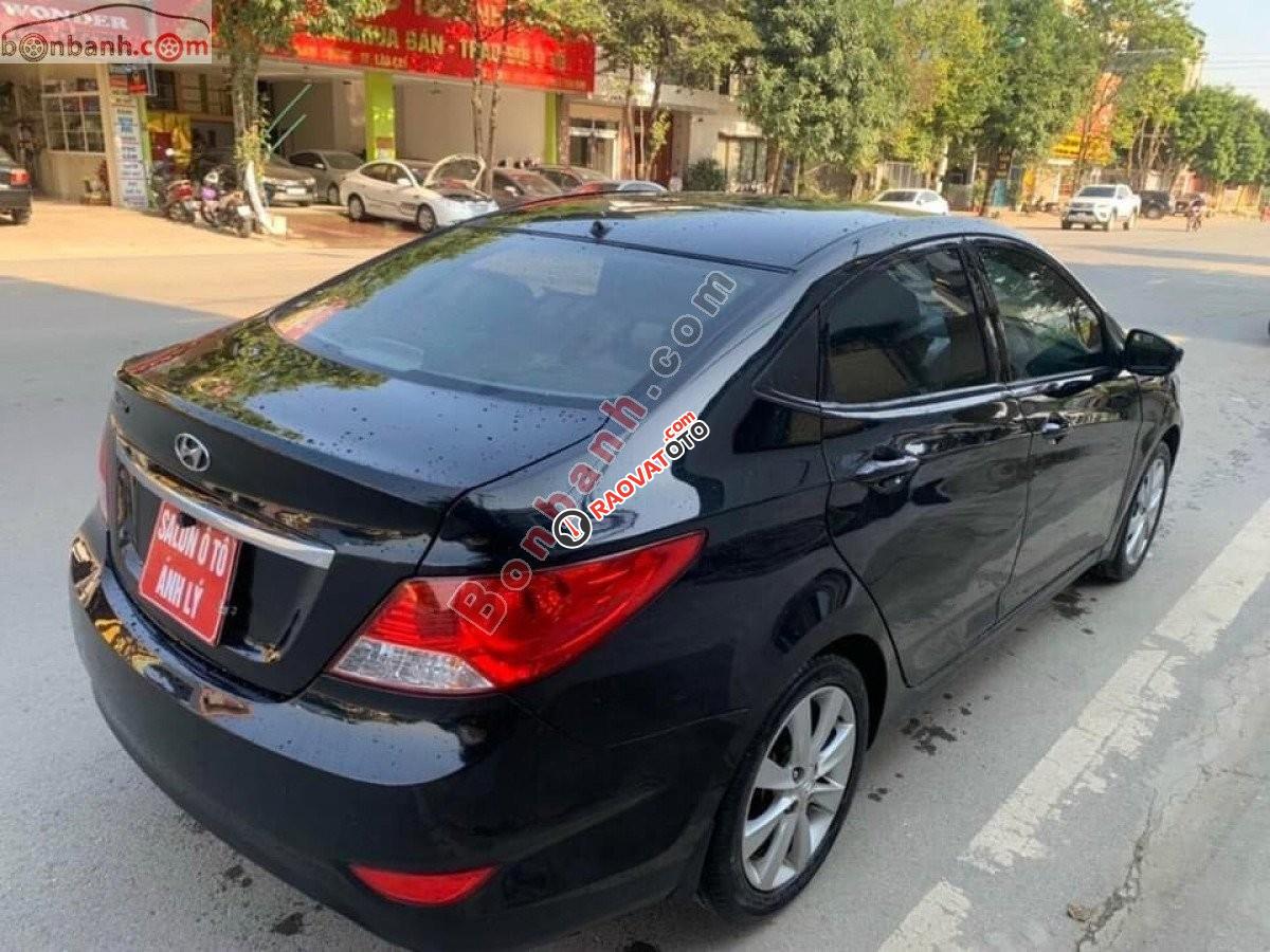 Bán xe Hyundai Accent 1.4 MT năm sản xuất 2014, màu đen -2