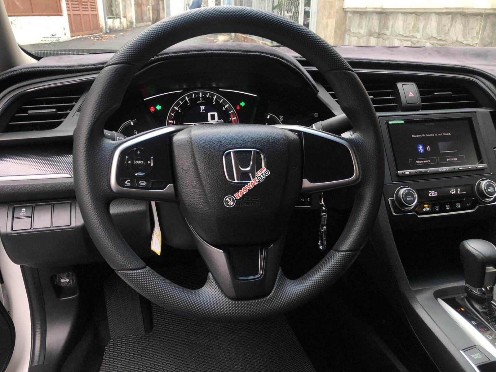 Cần bán Honda Civic model 2020, số tự động, màu trắng, nhập Thái Lan-2