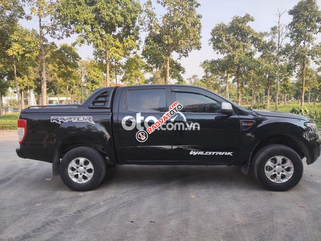 Cần bán Ford Ranger XLS sản xuất năm 2013, màu đen, xe nhập, 383tr-4