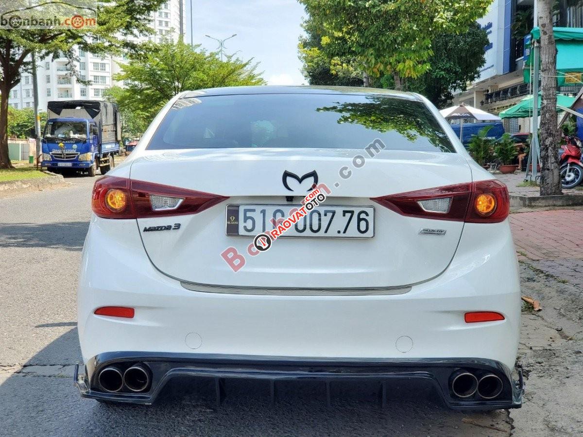 Bán Mazda 3 FL đời 2017, màu trắng-1