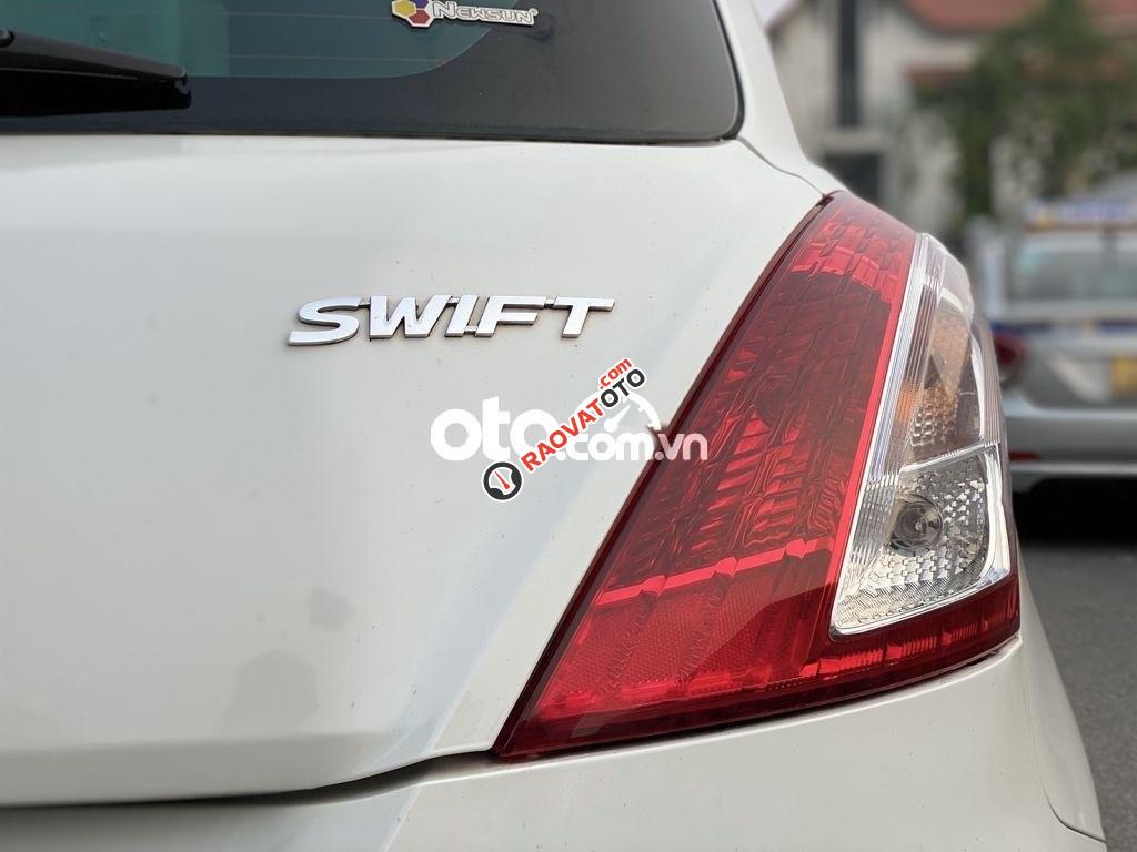 Cần bán lại xe Suzuki Swift AT đời 2014, màu trắng, giá 450tr-7