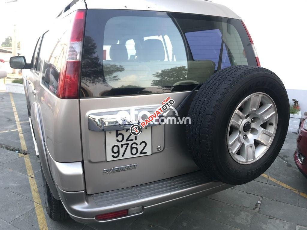 Bán ô tô Ford Everest MT đời 2008, màu bạc, 300tr-7