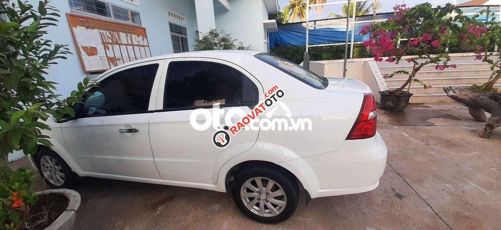 Cần bán gấp Daewoo Gentra SX năm sản xuất 2008-0