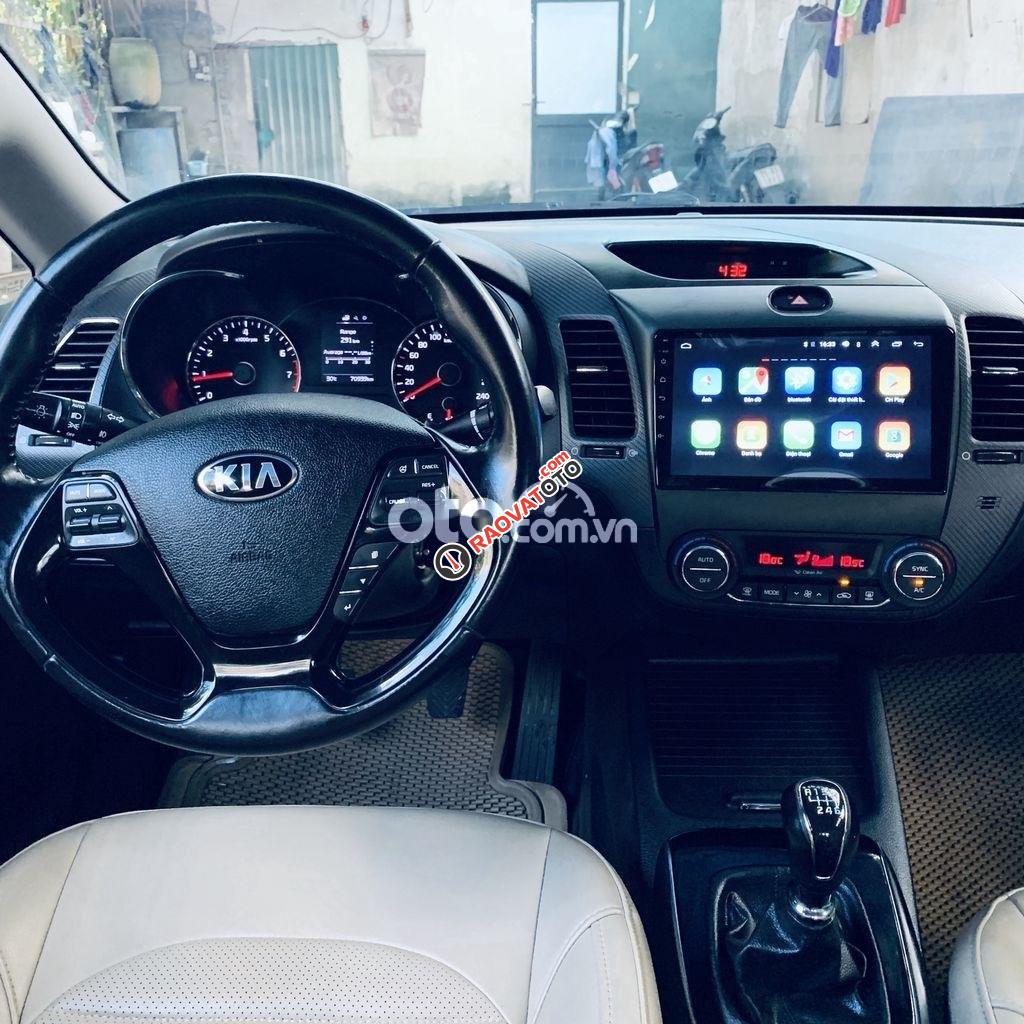 Bán ô tô Kia Cerato MT đời 2017, màu trắng, nhập khẩu nguyên chiếc xe gia đình-3