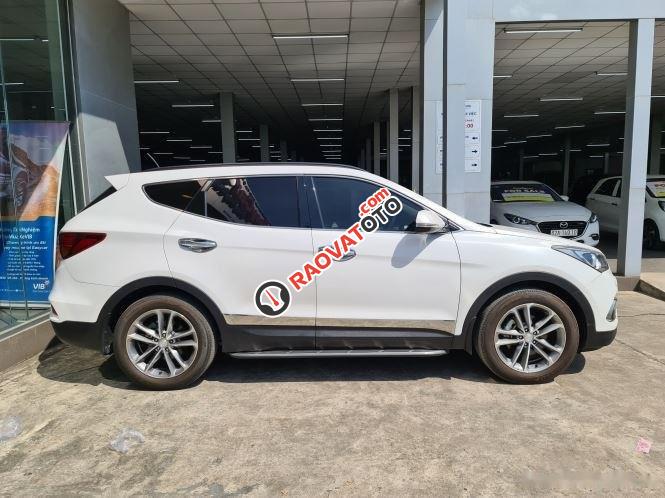 Bán Hyundai Santa Fe 2.4 AT 4WD sản xuất năm 2017, màu trắng, 836 triệu-1