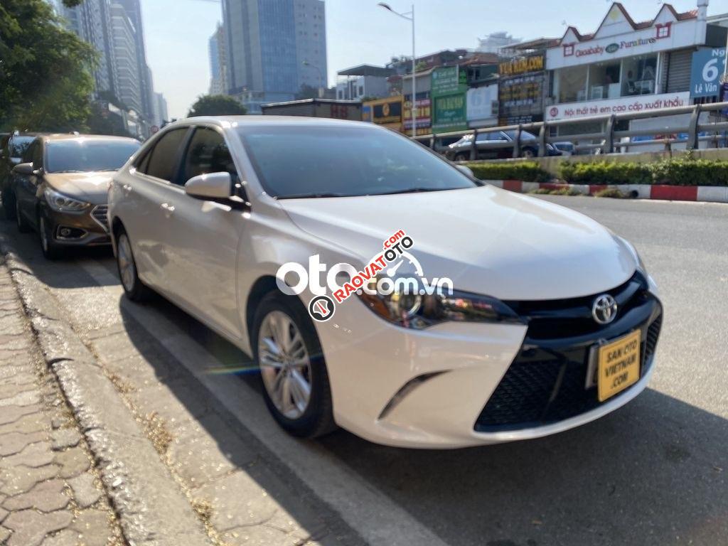 Cần bán gấp Toyota Camry SE 2015, màu trắng, nhập khẩu nguyên chiếc-2