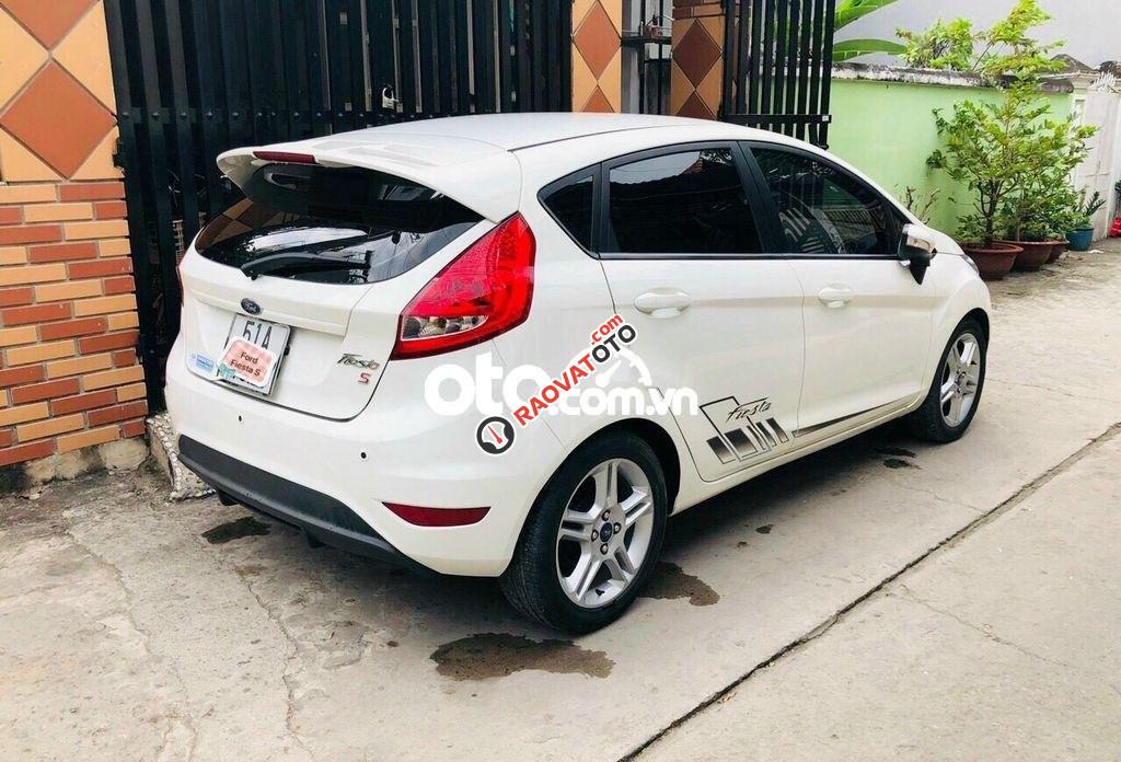 Bán Ford Fiesta S sản xuất 2013, màu trắng xe gia đình, giá chỉ 336 triệu-6