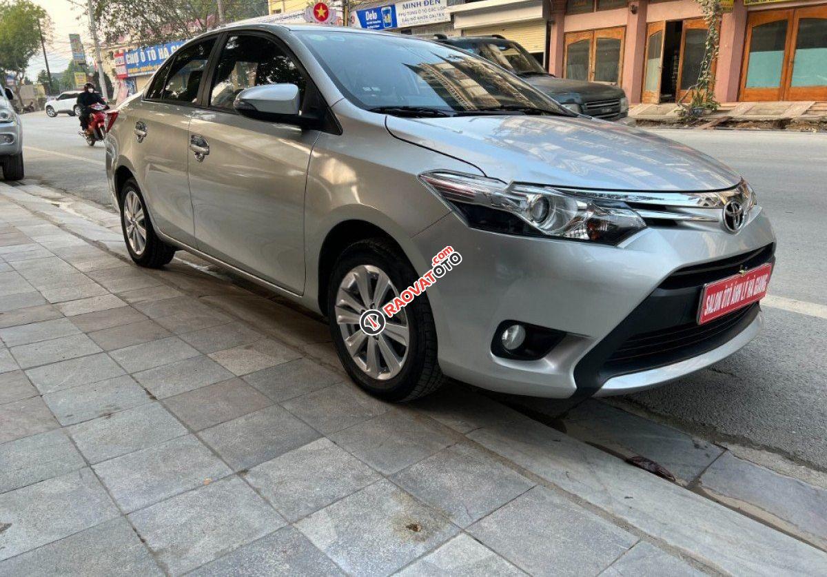 Cần bán gấp Toyota Vios 1.5G sản xuất 2014, màu bạc-3