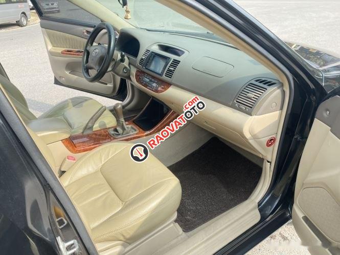 Bán Toyota Camry 2.4G đời 2006, màu đen còn mới, 310tr-5