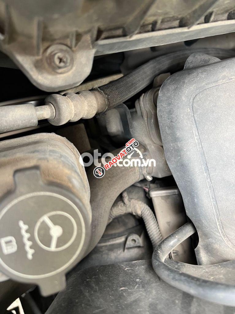 Bán Chevrolet Captiva REVV 2.4 LTZ sản xuất năm 2016, màu trắng xe gia đình, giá 515tr-4