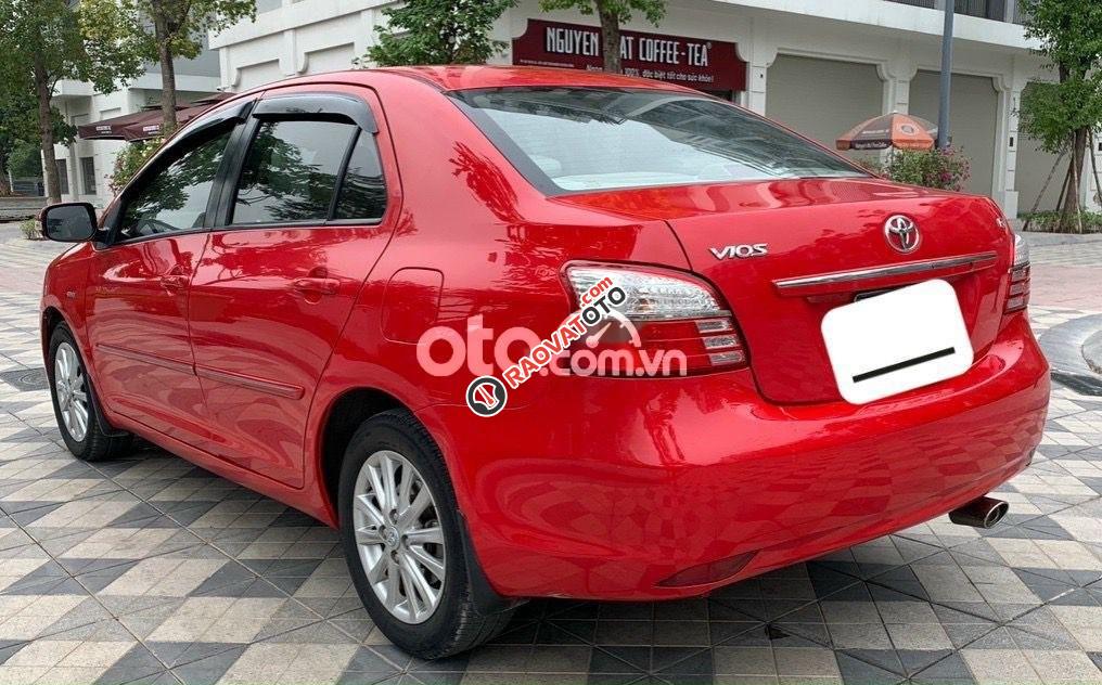 Cần bán gấp Toyota Vios G 2010, màu đỏ-2