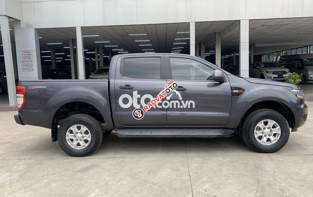 Bán Ford Ranger XLS AT đời 2017, màu xám, nhập khẩu  -4