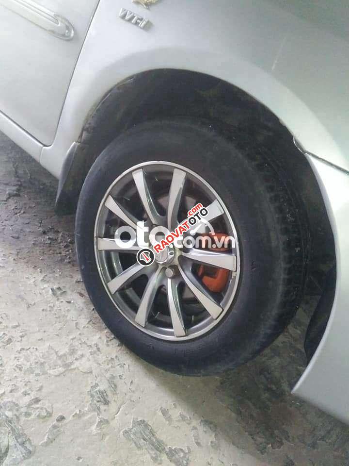 Bán xe Toyota Vios MT năm 2005, màu bạc, giá chỉ 135 triệu-4